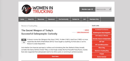 女性在卡车的博客